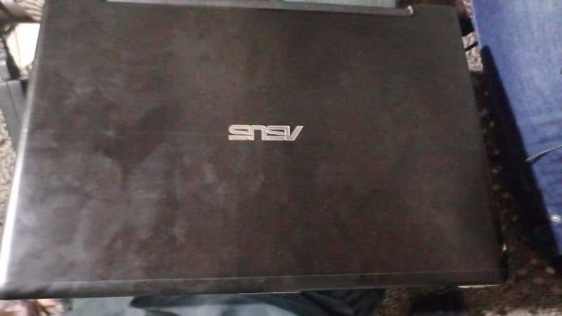 ASUS . 0