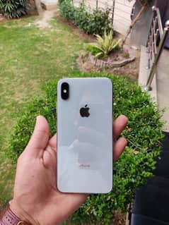 Iphone xsmax 64 gb PTA approved