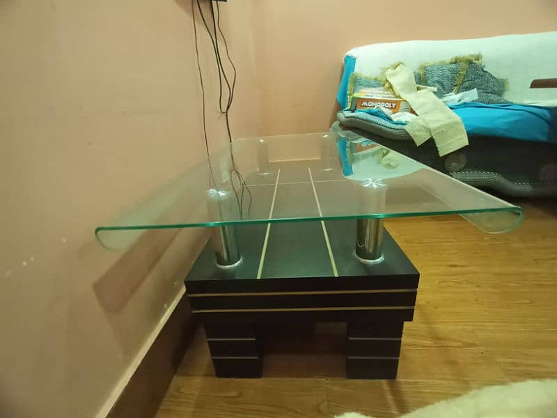 Glass Center Table For Drawing Room And Lounge 2