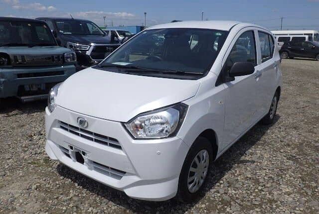 Daihatsu Mira 2021 11