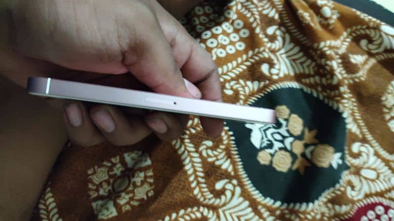 Iphone SE 2016 condition 10/10 Non pta 2