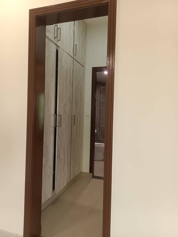 ASKARI 11 BRAND NEW 10 MARLA APARTMENT AVAILABLE FOR SALE 12