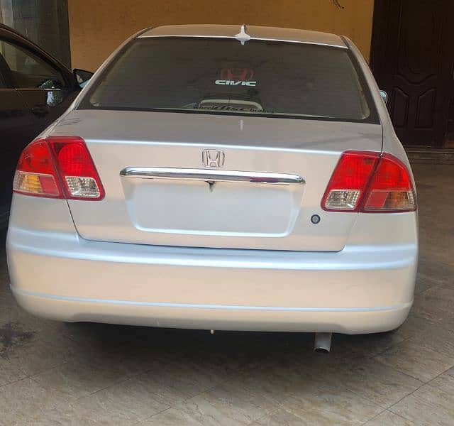 Honda Civic EXi 2004 4