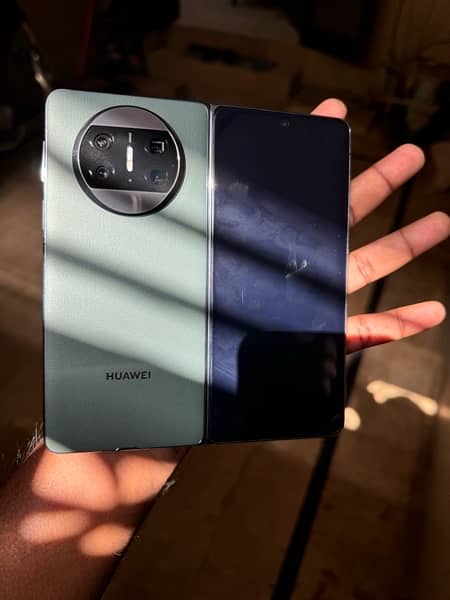 Huawei Mate X3 12