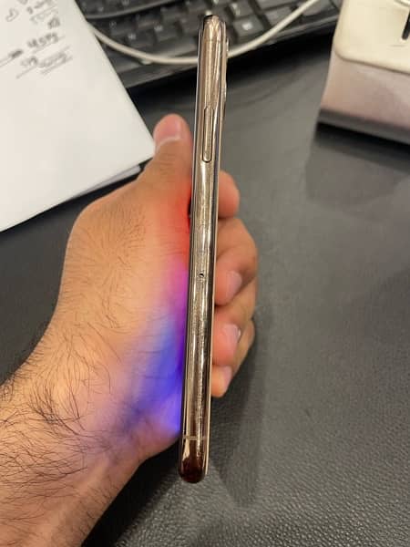 iPhone 11 pro dual physical pta approved back crack 8