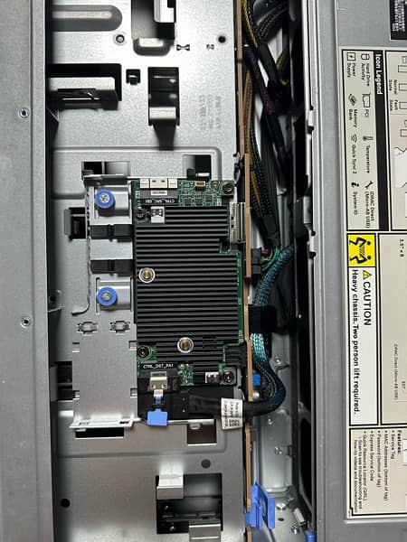 DELL POWER EDGE R750 4