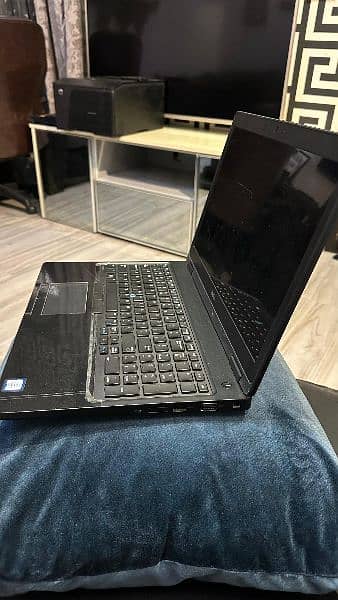 Dell Latitude 5580 i5-6th generation 2