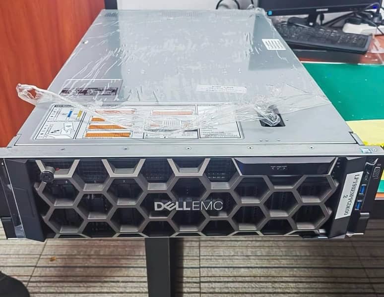 DELL POWER EDGE R940 0