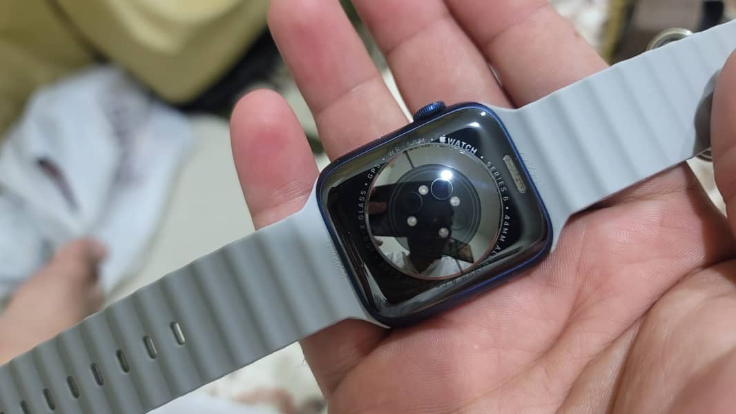 Apple Watch Series 6 44mm 2