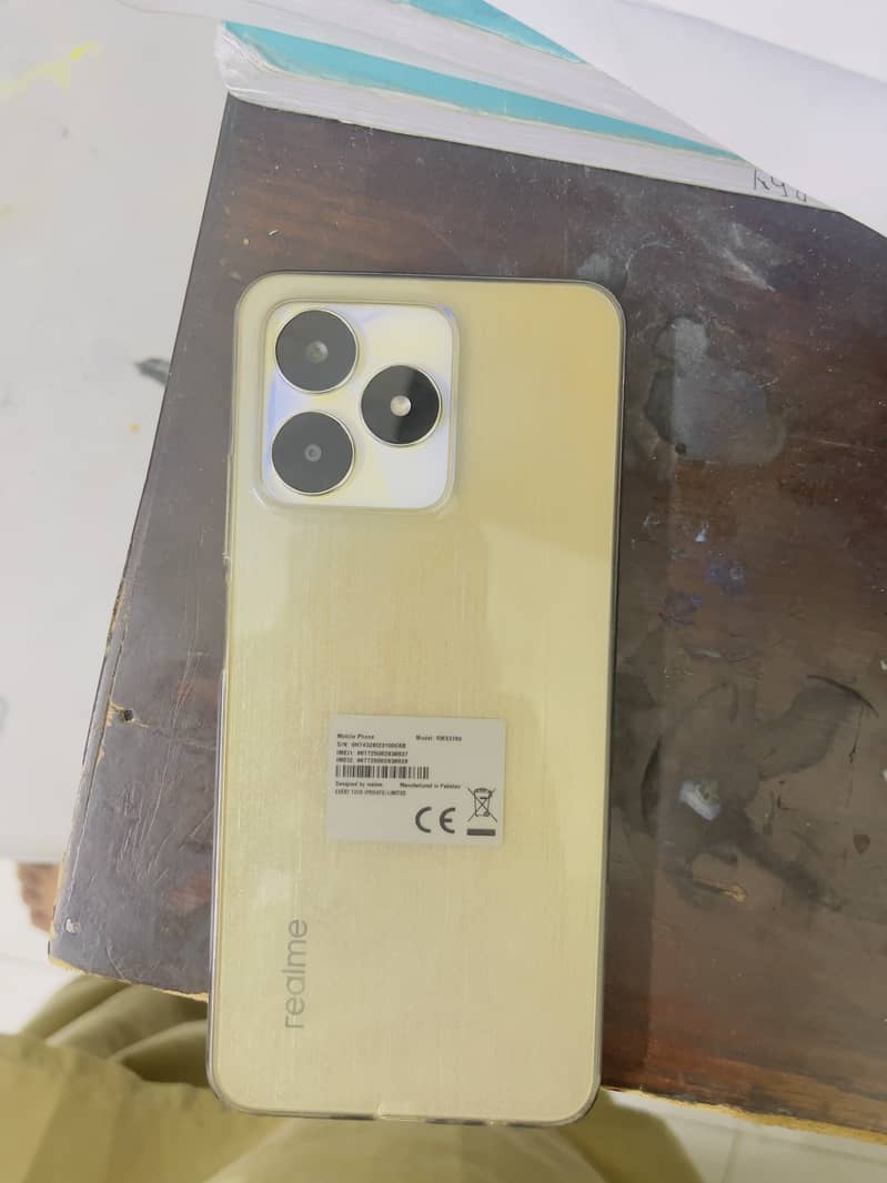 Realme C53 6