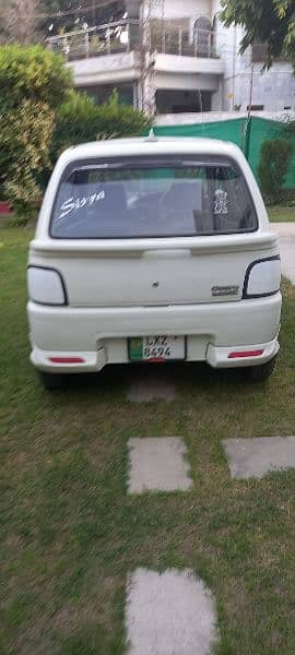 Daihatsu Cuore 2001 3