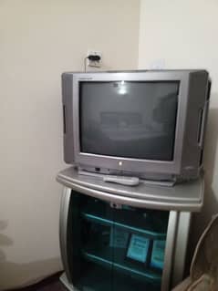 LG TV and Trolly in brand new condition