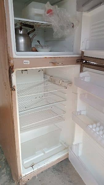 dawlance fridge need urgent sell 3