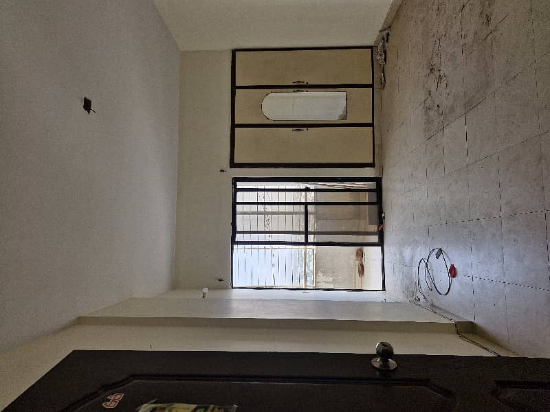 In Karachi You Can Find The Perfect Flat For Sale 12