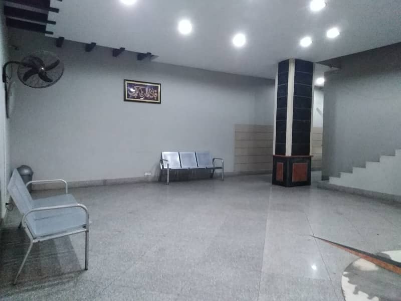 2300 Square Feet Flat In Karachi Is Available For Sale 6