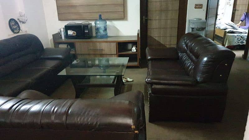 Furnished Room/Portion For Rent. 3