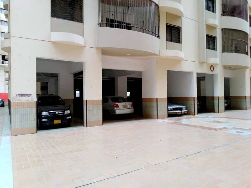 Prime Location Gulshan-E-Iqbal Block 10A Flat Sized 2400 Square Feet 3