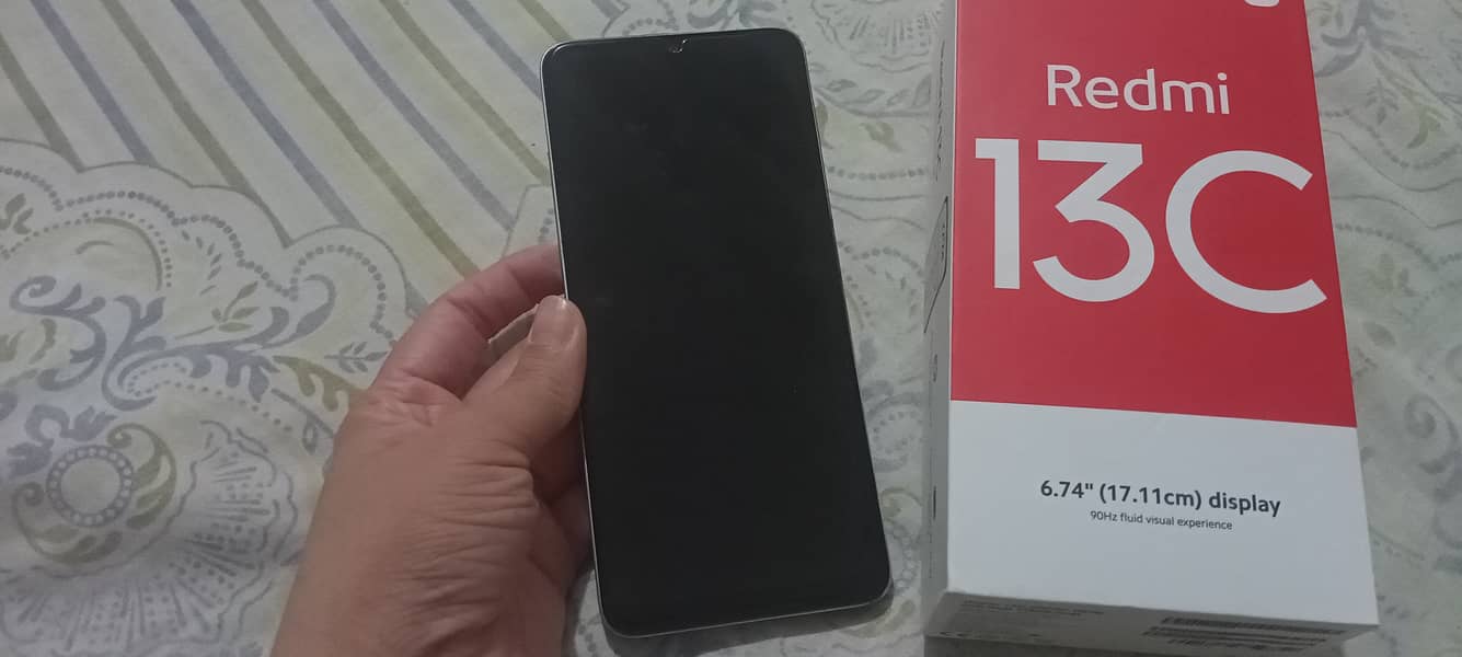 Redmi 13c 128/6 available for sale 3