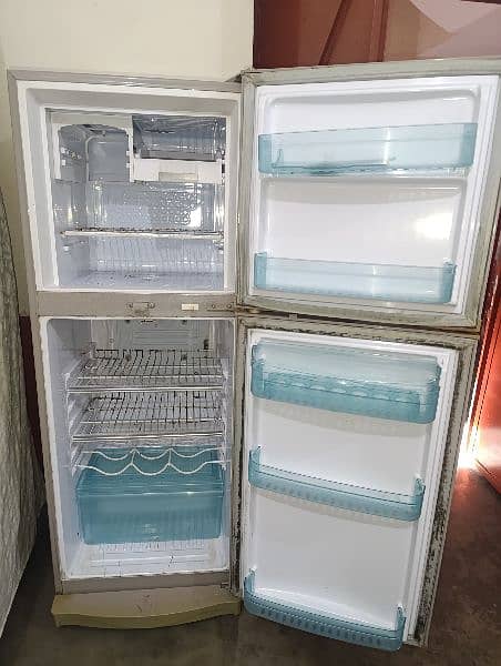 wave fridge Model WR-310 double door 6