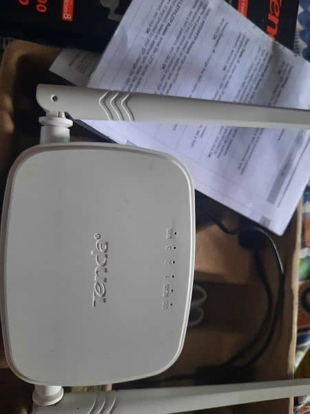 tenda router 1