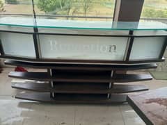 Reception table