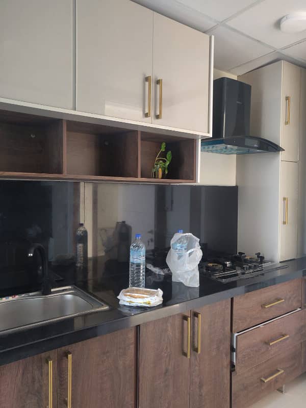 APPARTMENT AVAILABLE FOR SALE IN LUCKYONE APPARTMENT MAIN RASHID MINHAS ROAD 8