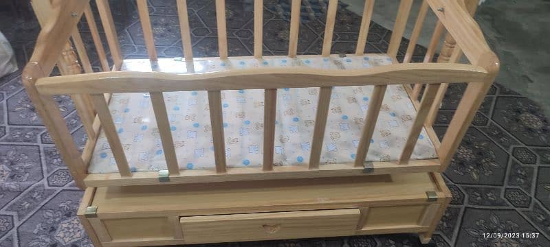 baby cot, baby bed, baby swing 1