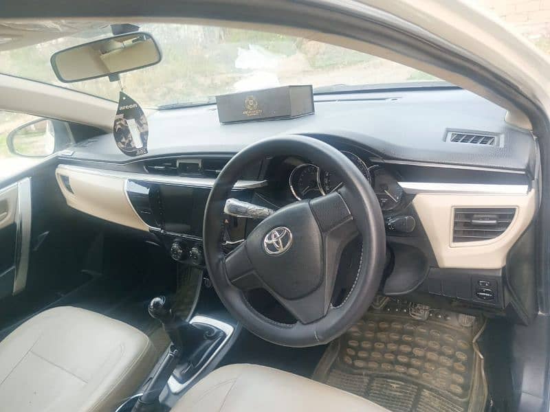 Toyota Corolla GLI 2015 6