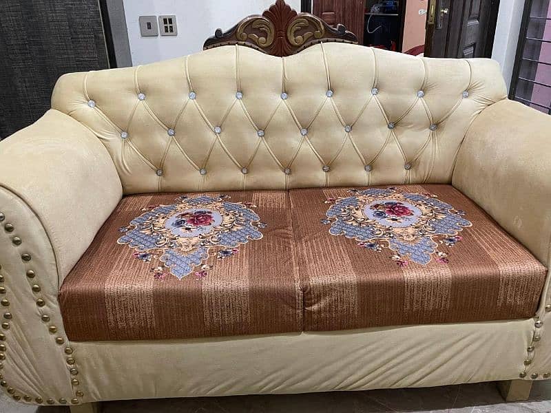 sofa set  one two three new condition men hen bht Kam use hoye hen 0