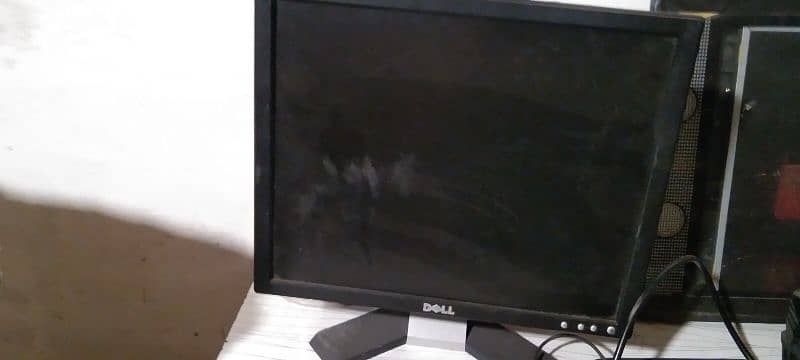 used lcd tv and monitor 2