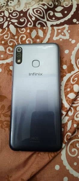 Infinix hot 8 32/2GB Excellent condition 10/10.0-3-3-6- 3+1+5+3+0+5+5 2