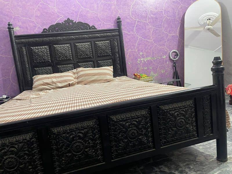 Elegant Iron King Size Bed Frame for Sale 3