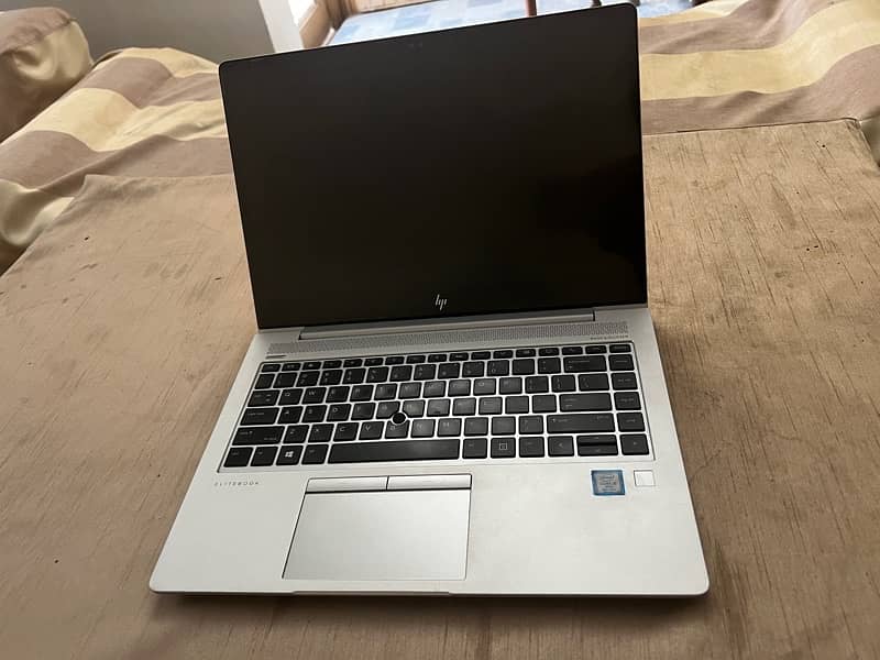 HP Elitebook Core i5 16/512 Touch 0