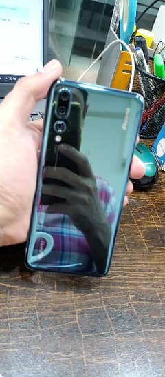 huawei P20 pro 6/128 condition 9.5/10
