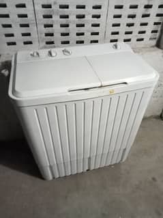 Haier washing machine with Drayer