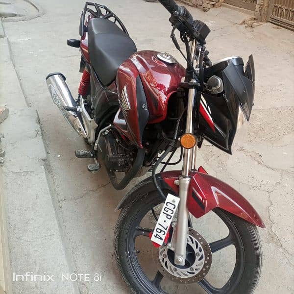 Honda CB 150f like brand new 4