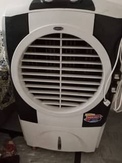 Indesit Air/Room Cooler With High Pressure Air Throw! Black & White