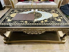 center table for sale very heavy material in new condition