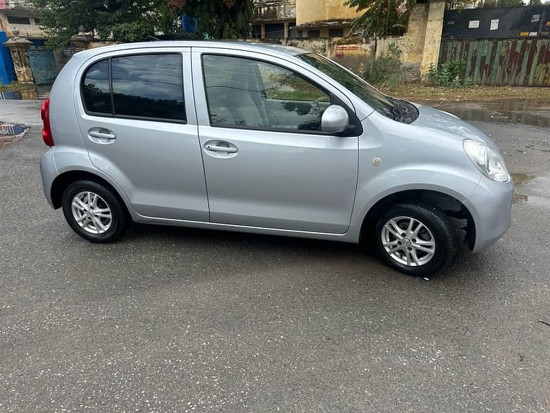 Daihatsu Boon 2011 2