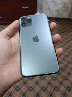 iPhone 11 pro 256gb pta approved with 9 case and magsafe powerbank