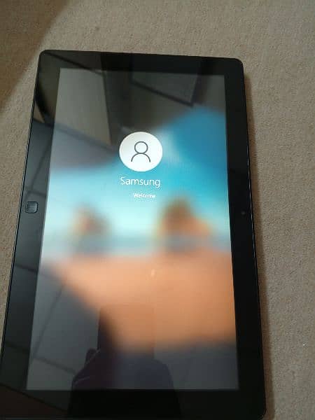 Samsung Tablet XE700T1A Notebook 128Gb SSD Intel Core i5-2.30GHz 5