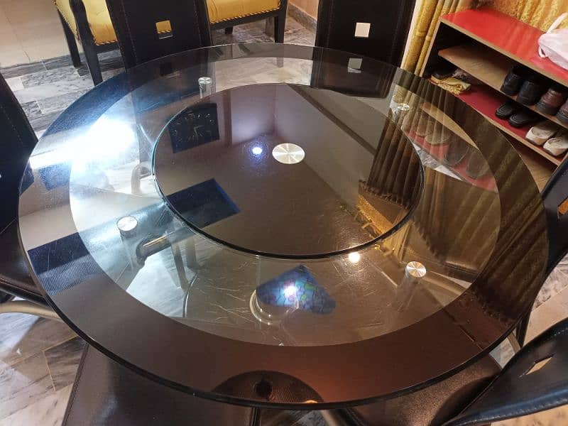 Round dining table with 6 chairs 7