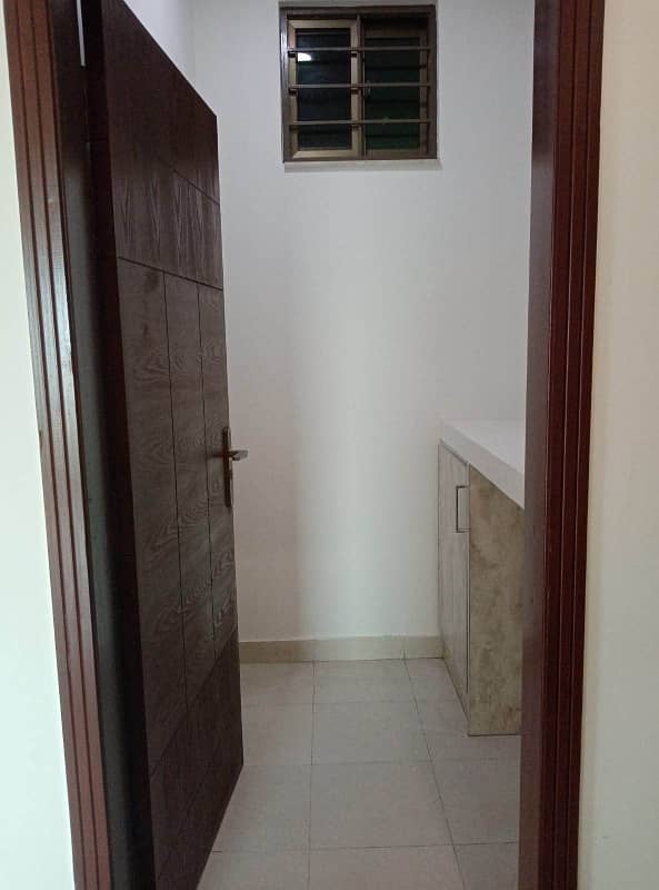 3 Bed Apt Available For Rent In Askari 11 Lahore 26