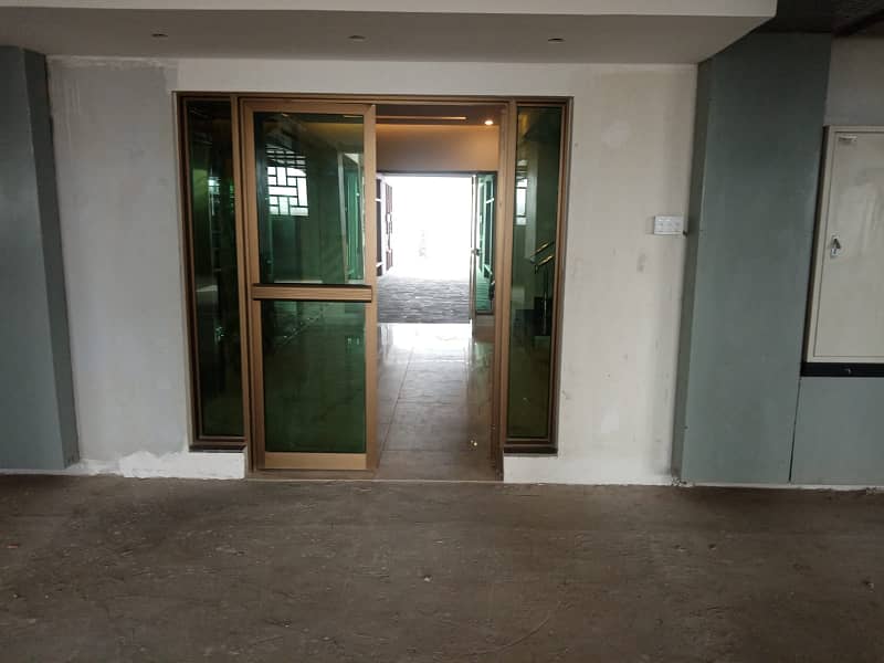 3 Bed Apt Available For Rent In Askari 11 Lahore 36