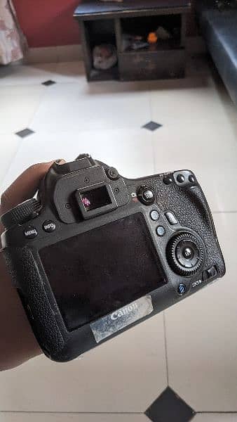 canon 6D full frame camera 8