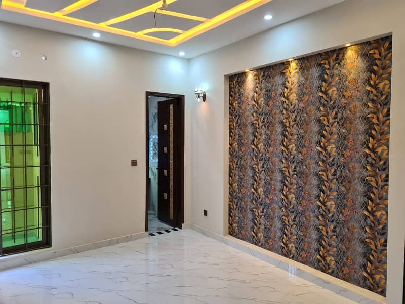 10 Marla House For Sale LDA AVENUE 1 Lahore 24