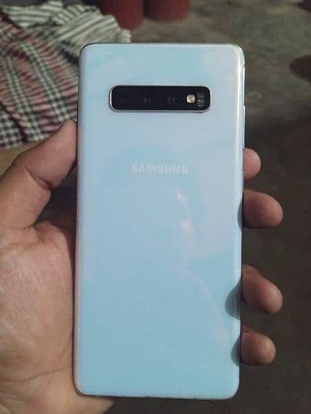 Samsung galaxy s10 plus 3