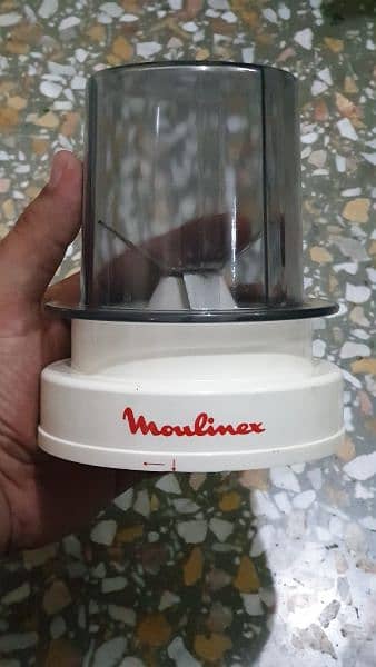 MOULINEX JUICE EXTRACTOR. . . . GRINDER. . . BLENDER. . . SET 2