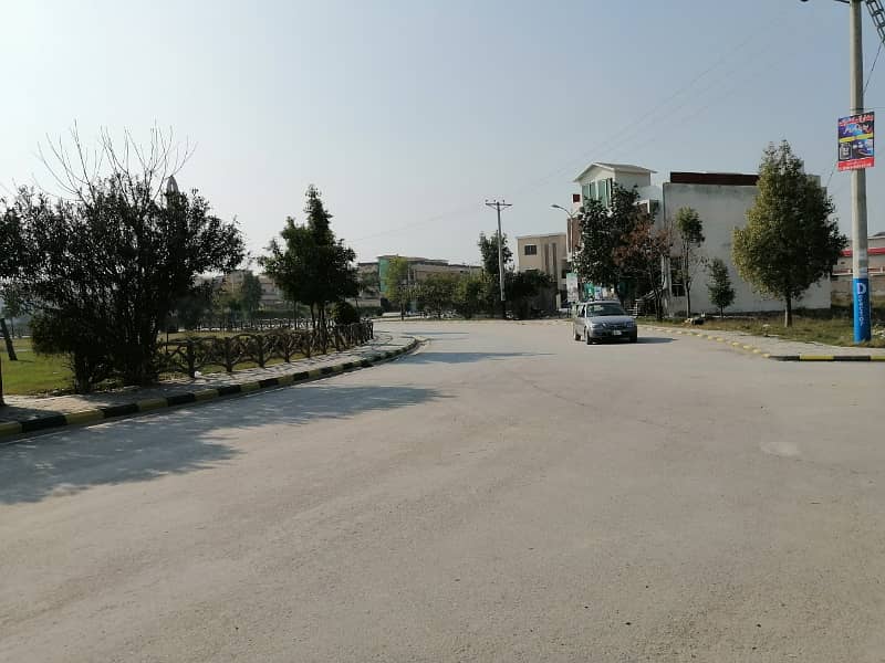 8 Marla Plot for sale Sunface Overseas Block Phase 2 Green Acres Mardan 3