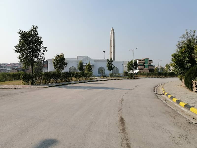 8 Marla Plot for sale Sunface Overseas Block Phase 2 Green Acres Mardan 11